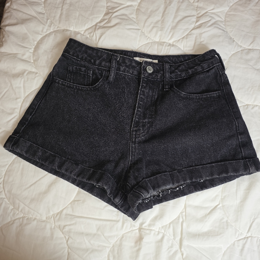 PacSun‎ Women’s Black Mom Denim Shorts Size 25 High Rise Charcoal Wash